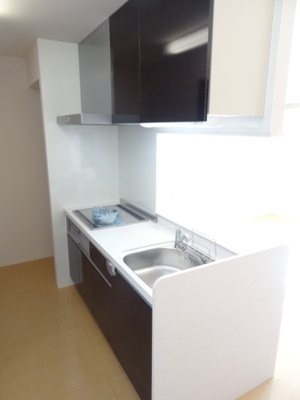 【キッチン】 | グリーンパレス宮沢 | 3口IHシステムキッチン