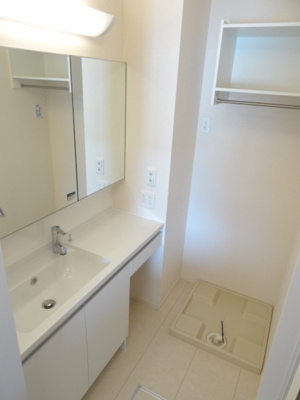 【洗面所】 | グリーンパレス宮沢 | 大型洗面化粧台