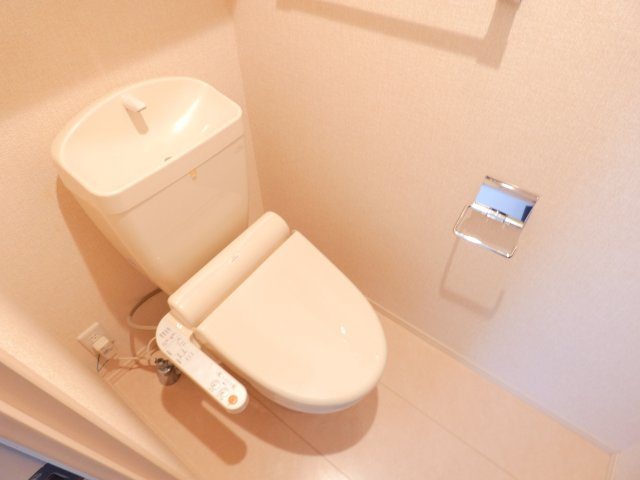 【トイレ】 | グリーンパレス宮沢 | 温水洗浄便座付きです