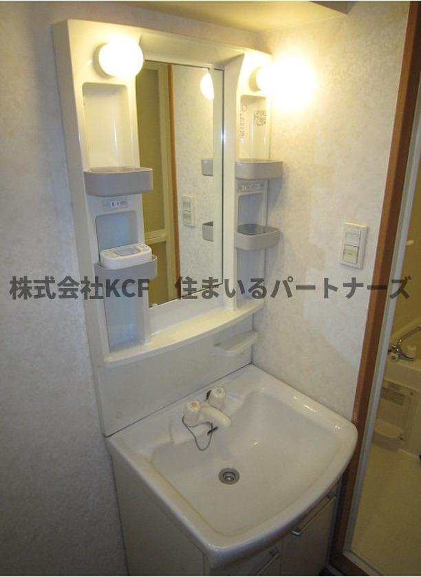 アイビーコート12の月の独立洗面台