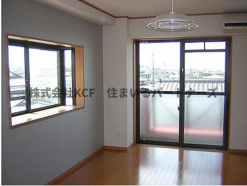 アイビーコート12の月の居間・リビング