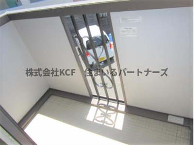 【バルコニー】 | カトルセ | 外からの目が気にならないバルコニーで洗濯物が干せます