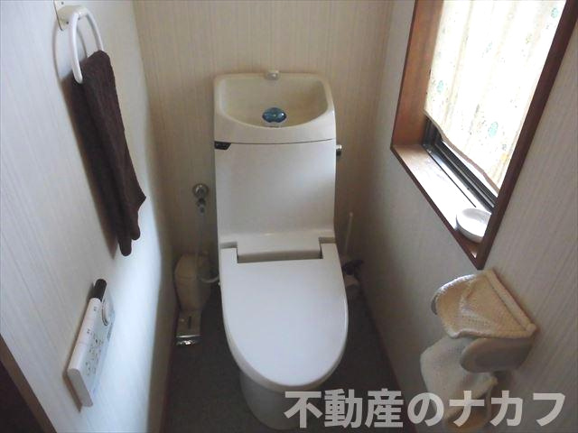 宇土市網津町の中古一戸建のトイレ
