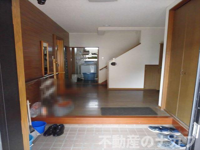 宇土市網津町の中古一戸建の玄関