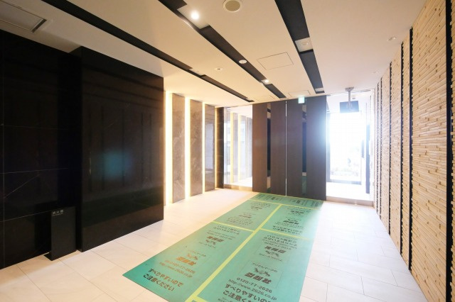 エスリードレジデンス大阪谷町ザ・マークスのロビー