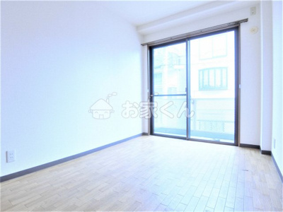 【寝室】 | エクレール衣掛 | 洋室