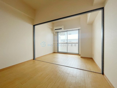 【居間・リビング】 | パールプラザ【名古屋市賃貸・都市ガス】