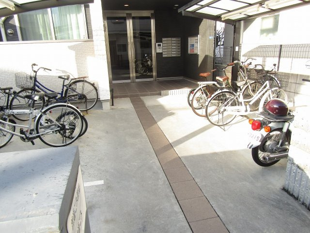 CASACALMAの周辺