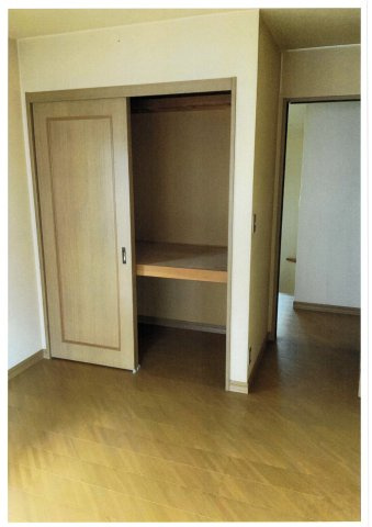 渋谷区本町五丁目借地権付一戸建の洋室|2階