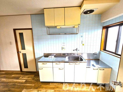 【キッチン】 | ヴィラ内浜 | コンパクトなキッチンで掃除もラクラク