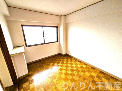 【洋室】 | ヴィラ内浜 | スタンダードな洋室です