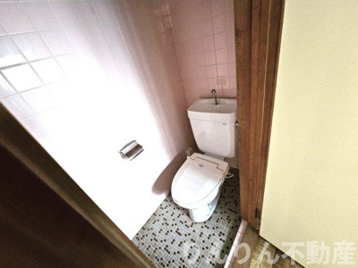 【トイレ】 | ヴィラ内浜 | 清潔感のあるトイレです