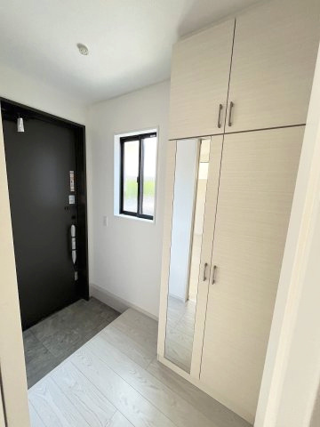 【玄関】 | 福岡市南区和田2丁目1期　1号棟（全2棟）【仲介手数料無料・0円】 | 現地写真。