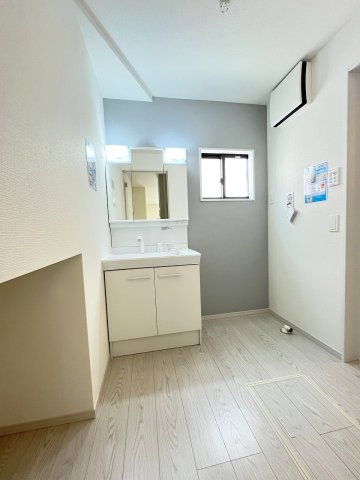 【洗面所】 | 福岡市南区和田2丁目1期　1号棟（全2棟）【仲介手数料無料・0円】 | 現地写真。