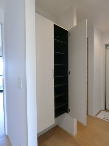 シーサイドハウスB棟の収納