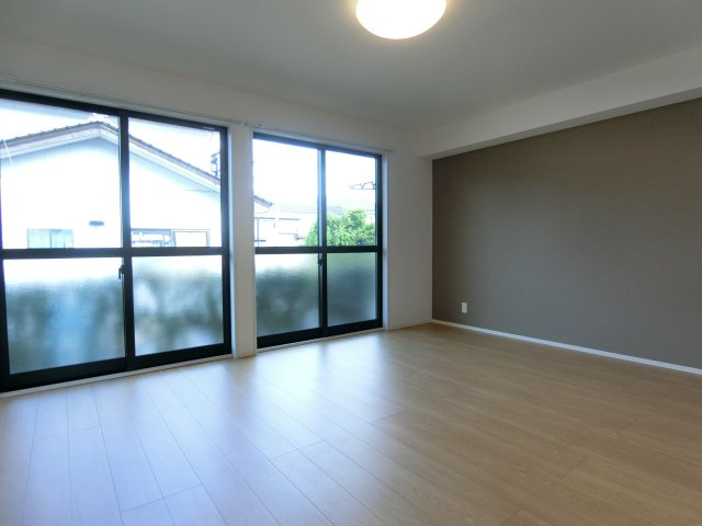 シーサイドハウスB棟の居間・リビング