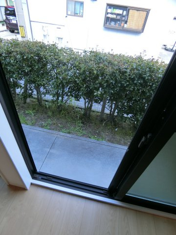 シーサイドハウスB棟のバルコニー