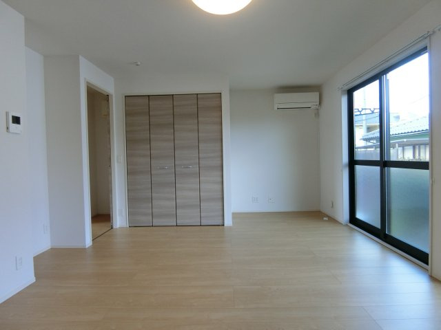 シーサイドハウスB棟の居間・リビング