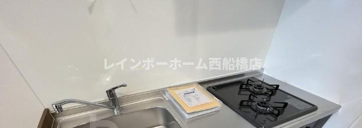 ガレ本八幡のキッチン
