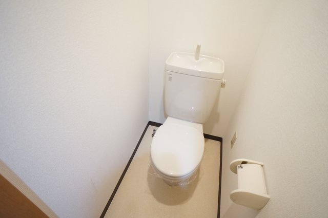 プレステージ幕張のトイレ|コンパクトで使いやすいトイレです