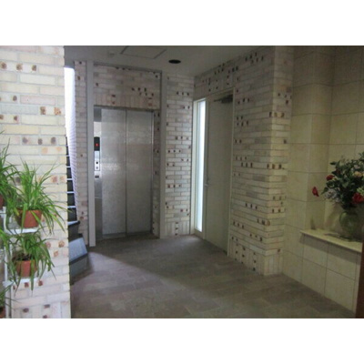 【ロビー】 | ユミ