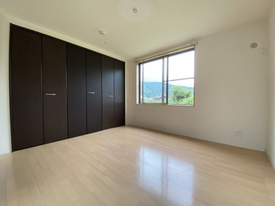 【居間・リビング】 | マナパティオ | ※同物件、別のお部屋の写真です