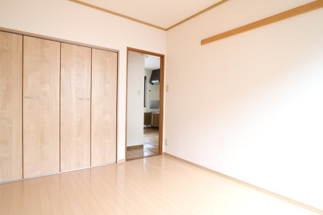 グリーンヒルズ中峠台 Ａの居間・リビング