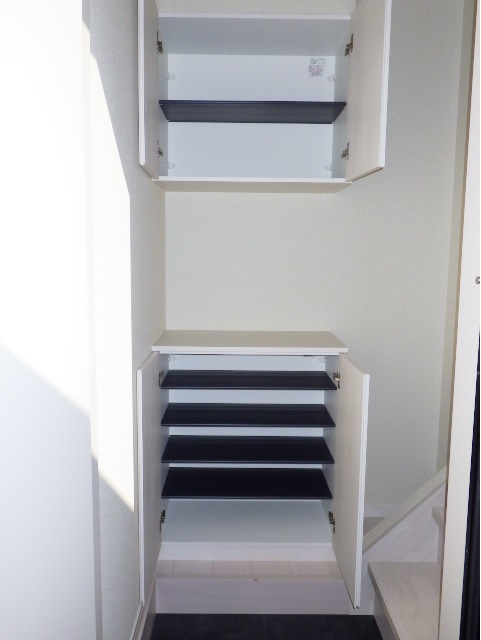 ルミエールEの収納