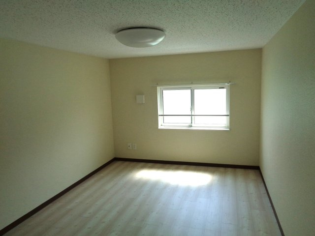 ルミエールEの洋室