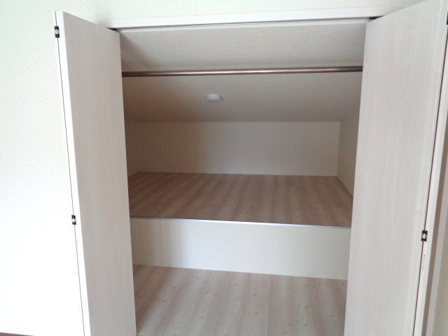 ルミエールEの収納