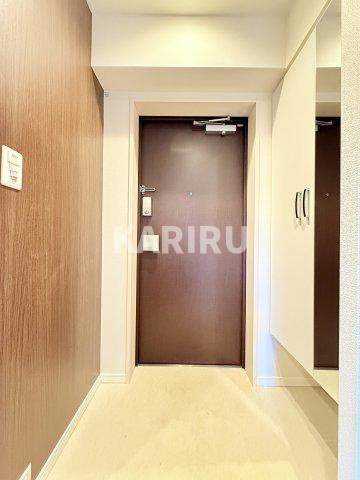 クレールフォレスタの玄関