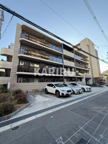 クレールフォレスタの外観