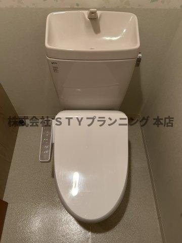仲介手数料０円！エスポアール光洋のトイレ