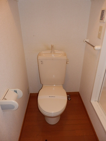 レオパレスホウセイ豊四季のトイレ