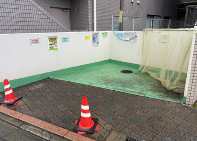 【設備】 | グラン・ドムール南橋本 | 共有部分は、住民なら誰もが使える設備のこと。例えば駐車場やエレベーター、インターネット設備、セキュリティ設備などがあります。他にも、マンションの廊下・外部階段やエントランス・ゴミ置き場などがあります。