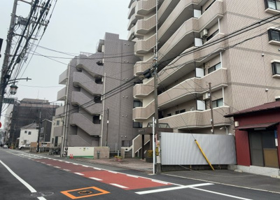 【外観】 | グラン・ドムール南橋本 | マンションの外観は非常に重要なポイントです！外観の善し悪しは資産価値に大きな影響を与えます。外観のいいマンションを購入することで、高値で売却がしやすく、買い手が見つかりやすいというメリットがあります。