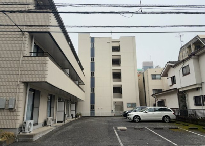 【展望】 | グラン・ドムール南橋本 | 眺望の良さを楽しめるダイニングキッチンで家族団らんの時間を過ごしてはいかがでしょうか。バルコニーから見える景色を家族で眺める時間は、時間が経つのを忘れてしまいそうですね。是非、現地を見に行きましょう！