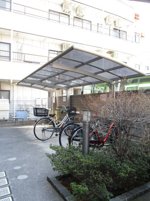 ｗｅｌｆａｒｅ　ウェルフェアのその他共用部分|★屋根付き自転車駐輪場★