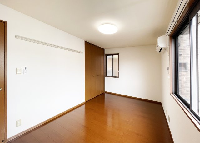 シャトーショコラ E棟の居間・リビング