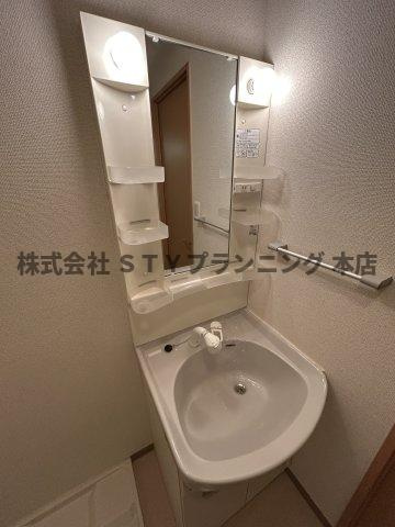 仲介手数料０円！サクシードMt・1金山の独立洗面台