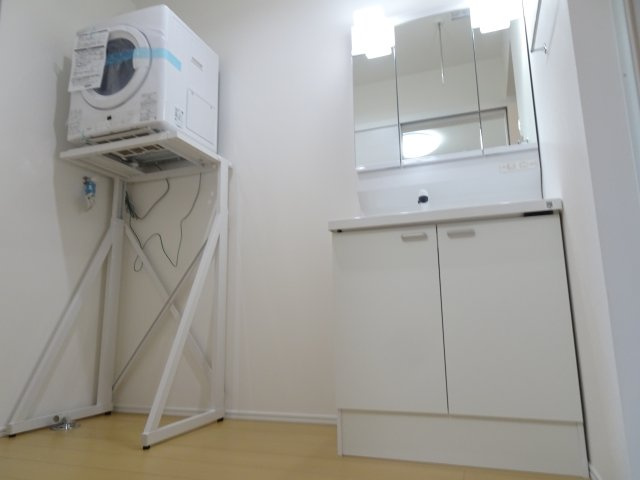 Grandirの独立洗面台