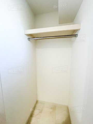 ボスコ ボブ ビルディングの内装