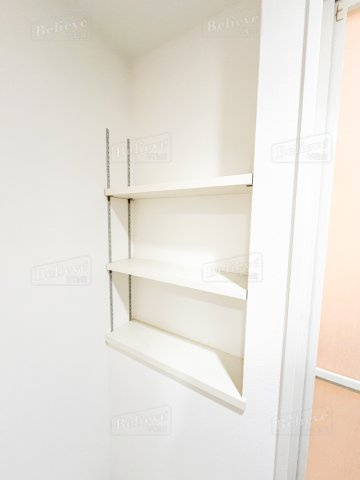 ボスコ ボブ ビルディングの内装