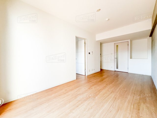 ボスコ ボブ ビルディングの居間・リビング|広いリビングです☆