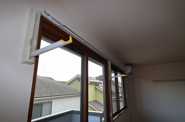 コモド八ヶ崎 Ａ・Ｂの内装|室内物干し