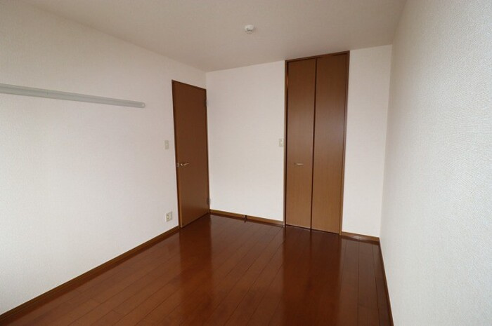 コモド八ヶ崎 Ａ・Ｂの寝室|洋室