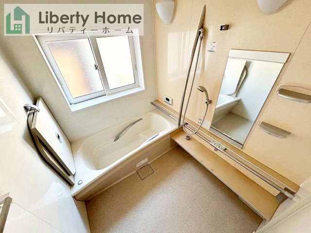 石岡市南台3丁目　中古戸建の浴室