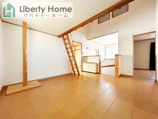 石岡市南台3丁目　中古戸建の内装