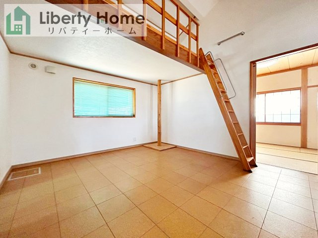 石岡市南台3丁目　中古戸建の内装