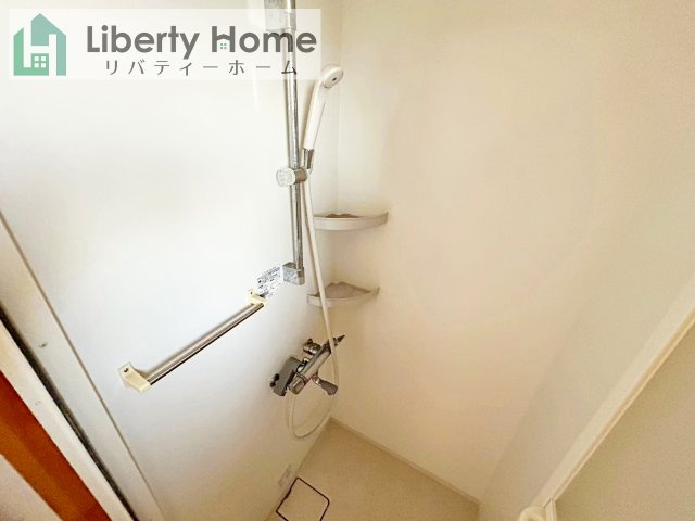 石岡市南台3丁目　中古戸建の浴室